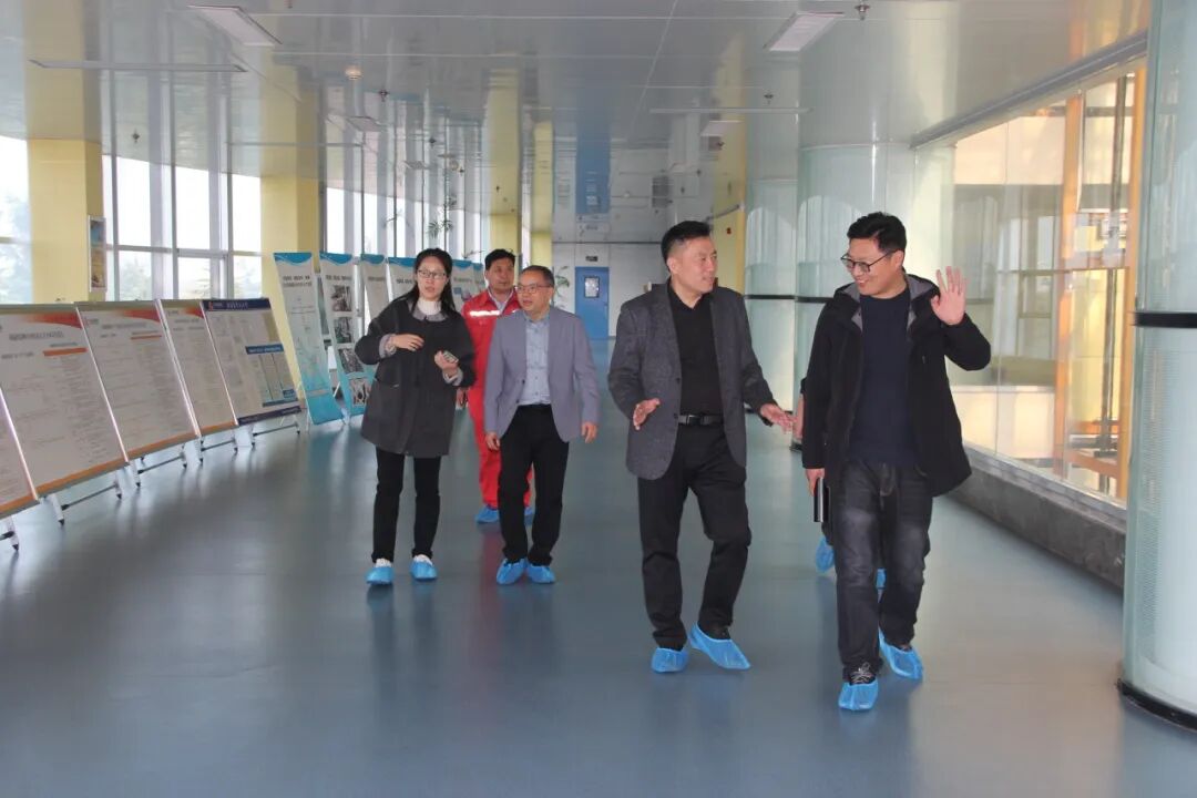 20260401江蘇海洋大學(xué)到潔晶集團參觀洽談合作4