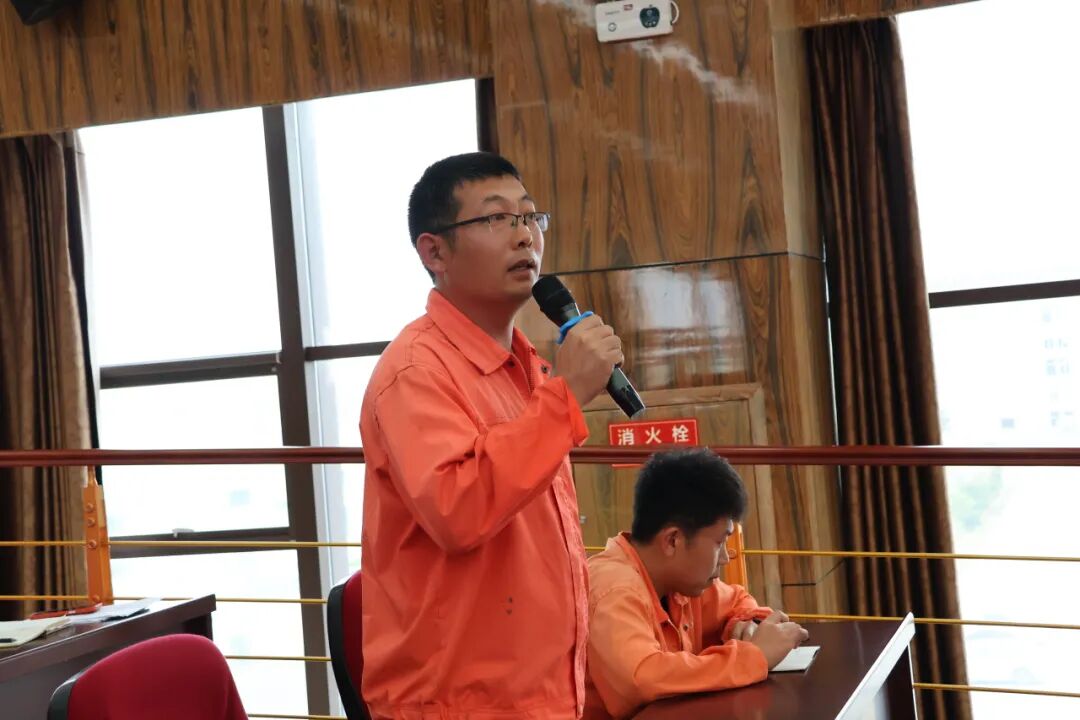 20260523強(qiáng)化紀(jì)法意識(shí) 筑牢廉潔防線:潔晶集團(tuán)舉辦企業(yè)管理人員刑事風(fēng)險(xiǎn)防控專題講座8